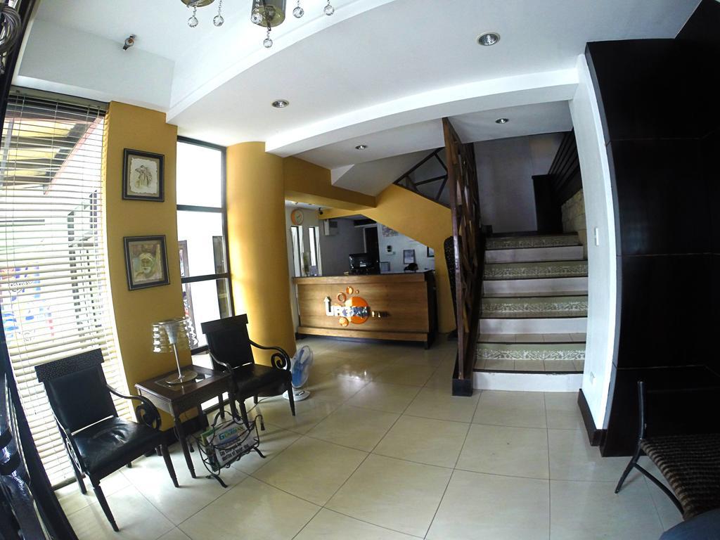Urban Inn Iloilo Exterior foto