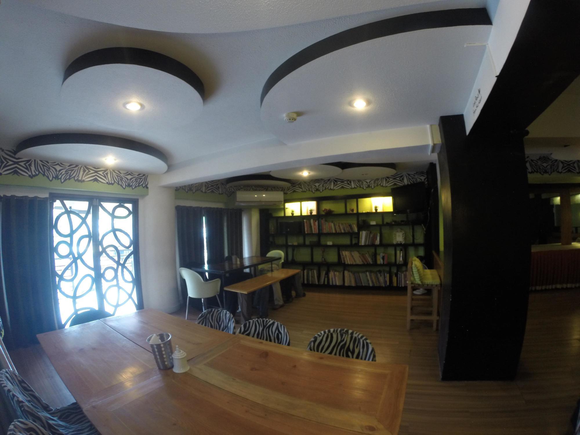Urban Inn Iloilo Exterior foto